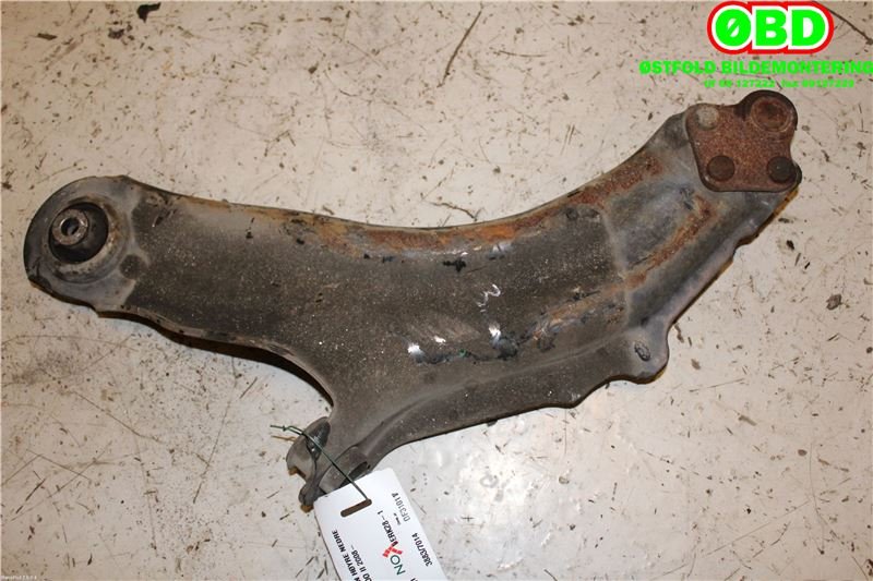 Bærebru høyre foran nedre til Renault Kangoo 2008-2021 (Type II) (RENAULT KANGOO II 1,6 16V|8200586567|)