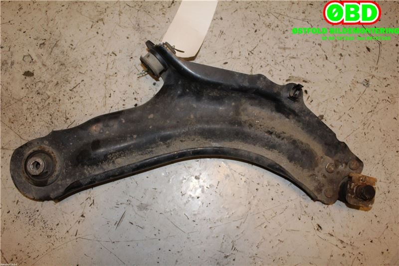 Bærebru høyre foran nedre til Renault Kangoo 2008-2021 (Type II) (RENAULT KANGOO II 1,6 16V|8200586567|)