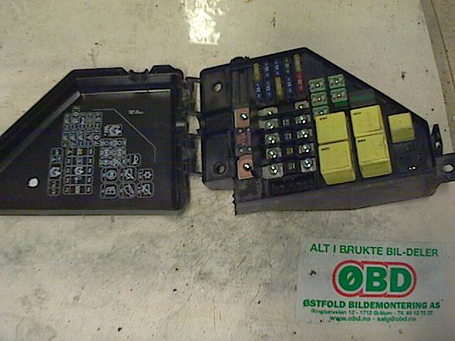 Sikringsboks til Land Rover Freelander, 1998-2006 (Type I)  (LAND ROVER FREELANDER|YQE103520)