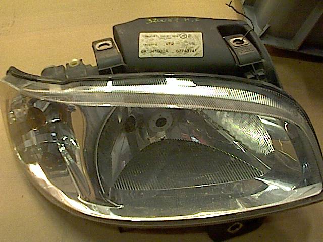 Frontlykt høyre halogen til Seat Ibiza, 2000-2002 (Type II, Fase 2) (SEAT IBIZA|6K1 941 044 A)