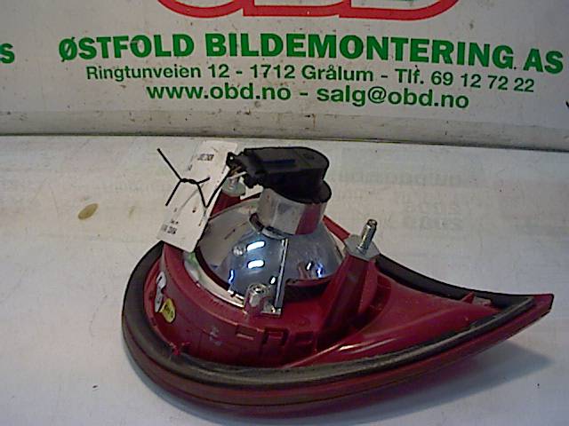 Baklykt høyre indre til VW Golf V, Combi 2003-2008  (VOLKSWAGEN GOLF|1K6 945 094 E|)
