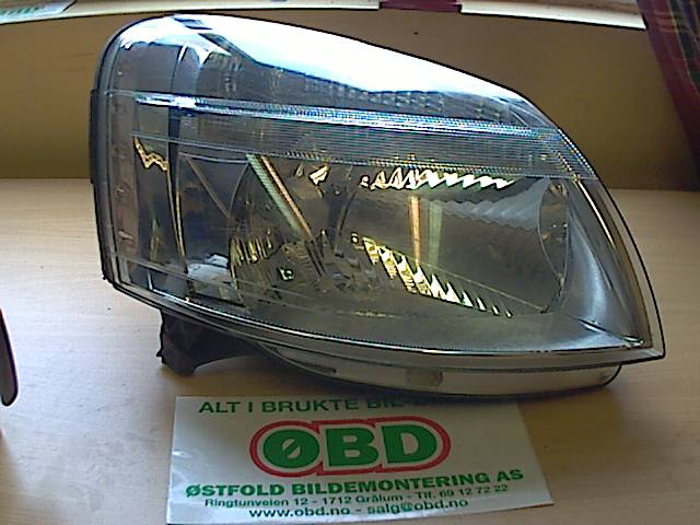 Frontlykt høyre halogen til Daewoo Nubira 1996-2006  (DAEWOO NUBIRA|)
