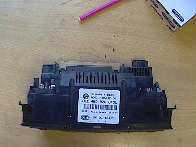 Varmeapparat betjening til Audi A6 1997-2001 (Type II, Fase 1) (C5) (C5) (AUDI A6|4B0820043AF||4B0820043L)