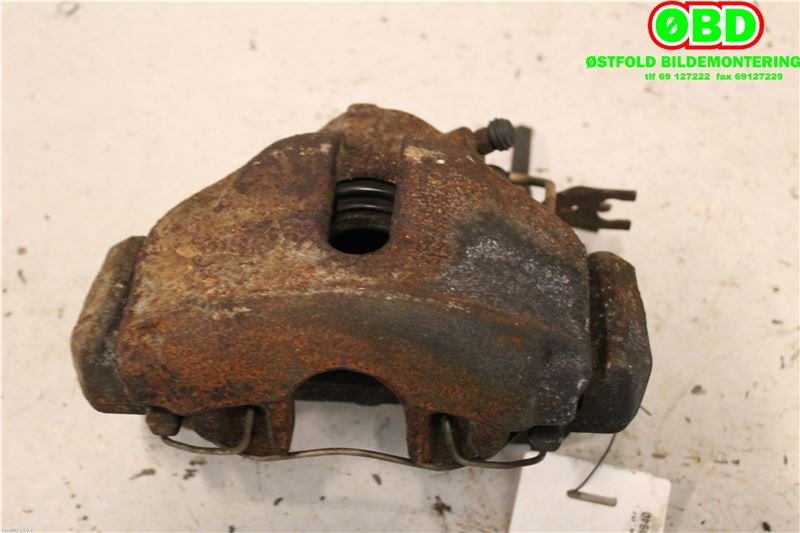 Bremsecaliper høyre foran til Audi A4 2004-2008 (Type III) (B7) (B7) (AUDI A4 CABRIOLET|4B0 615 124|)