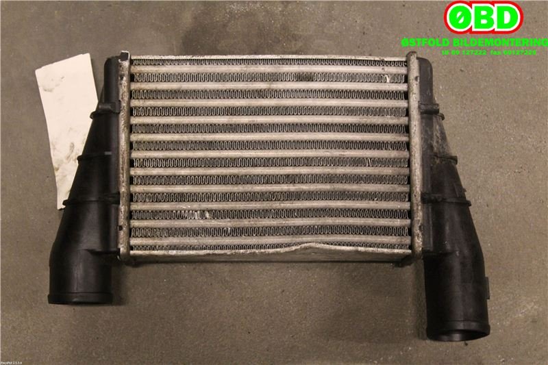 Intercooler til Audi A6 1997-2001 (Type II, Fase 1) (C5) (C5) (AUDI|058 145 805 G|)