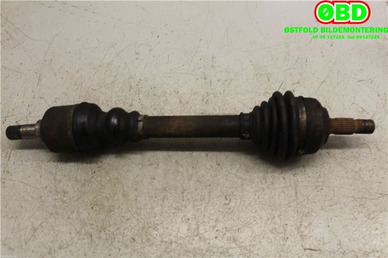 Drivaksel venstre foran til Peugeot 307 2005-2008 (Fase 2) (PEUGEOT 307|3272 LW|)
