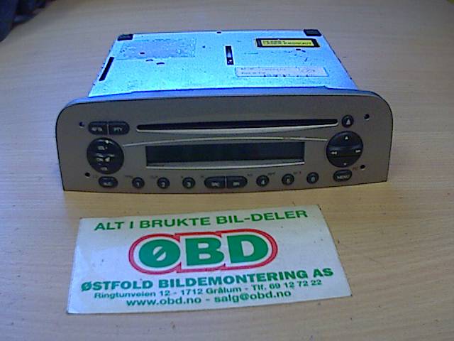 Bilstereo til Alfa Romeo 147, 2001-2009 (ALFA ROMEO|)