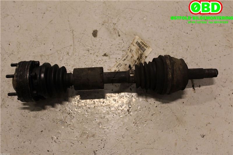 Drivaksel venstre foran til Alfa Romeo 156 1998-2003 (ALFA ROMEO|)