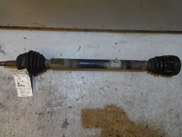 Drivaksel høyre foran til VW Caddy 1995-2004 (Type II) (VOLKSWAGEN|6K0 407 452 GX|)