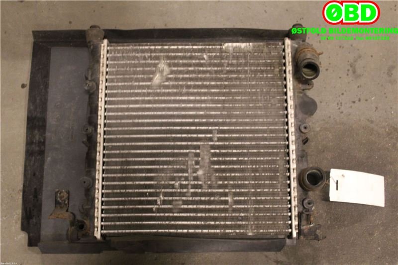 Radiator (manuell gir) til Renault Clio 1998-2001 (Type II, Fase 1) (RENAULT|7700430647|)