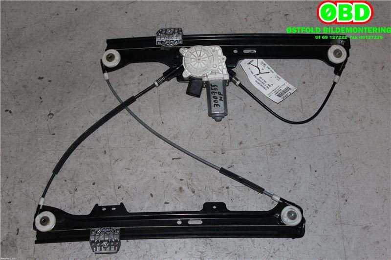 Ruteheis høyre foran til BMW 5-Serie 2003-2010 (E60/E61) (E60/E61) (BMW 520I|51 33 7 184 384|)