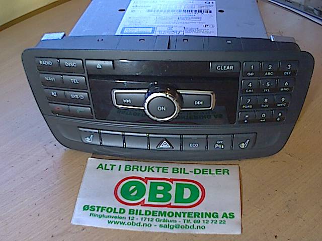Bilstereo til Mercedes A-Klasse 2012-2018 (W176) (W176) (MERCEDES-BENZ A180 CDI|A 246 900 10 16|NTG451CD|)