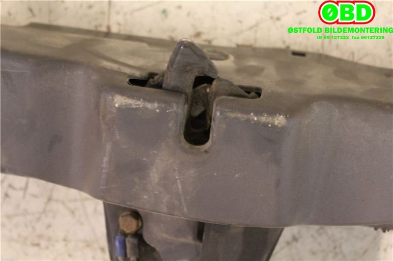 Frontplate øvre til Hyundai Santa Fe 2001-2006 (Type I) (HYUNDAI SANTA FE SM|6412026210|)