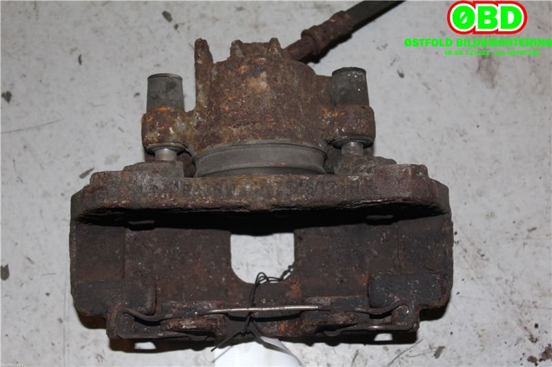 Bremsecaliper venstre foran til Volvo V70 2000-2004 (Type II, Fase 1)  (VOLVO|8251315|)