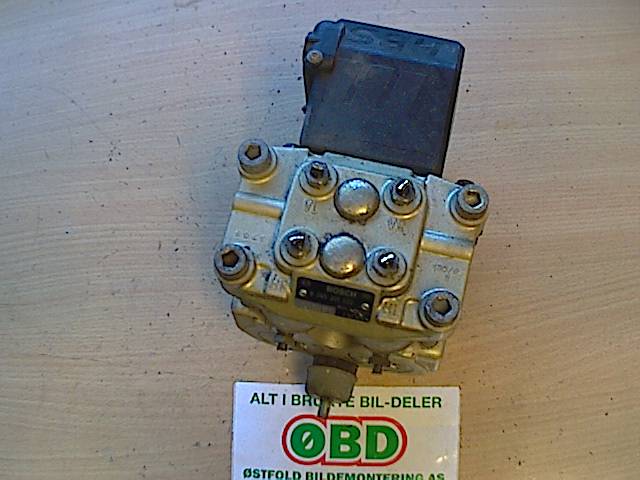 ABS sentral til BMW 7-Serie 1986-1994 (E32) (E32) (BMW|34 51 1 157 874|0265201022|)