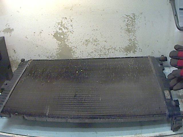 Radiator (manuell gir) til Renault Megane 2003-2005 (Type II, Fase 1)  (RENAULT|8200115541|)
