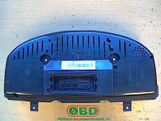 Instrumentpanel til VW Passat 2005-2010 (B6) (B6) (VOLKSWAGEN|3C0 920 853 K|)