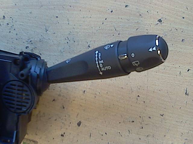 Bryter combi til Citroën DS4 2011-2017  (CITROEN|6243C6|98199578ZD|)