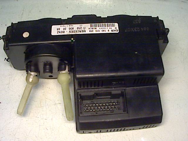 Varmeapparat betjening til Mercedes E-Klasse 1995-2000 (Fase 1) (W210) (W210) (A 210 830 20 85||2108302085)