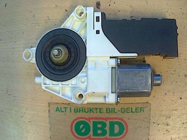 Ruteheis venstre foran til Peugeot 407 2004-2010  (PEUGEOT|9221Z1||9646594580)