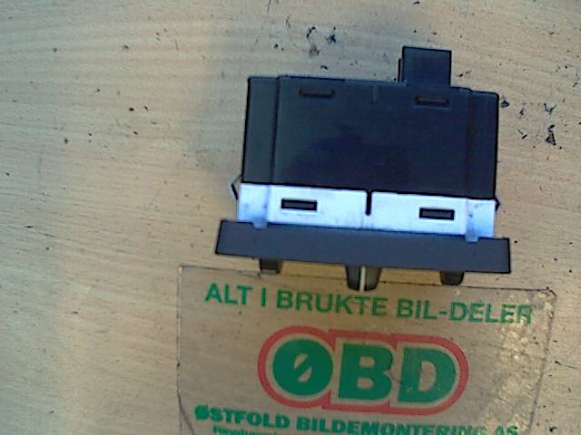 Bryter lys til Volvo S40 2004-2007 (Type II, Fase 1) (VOLVO|30739298|)