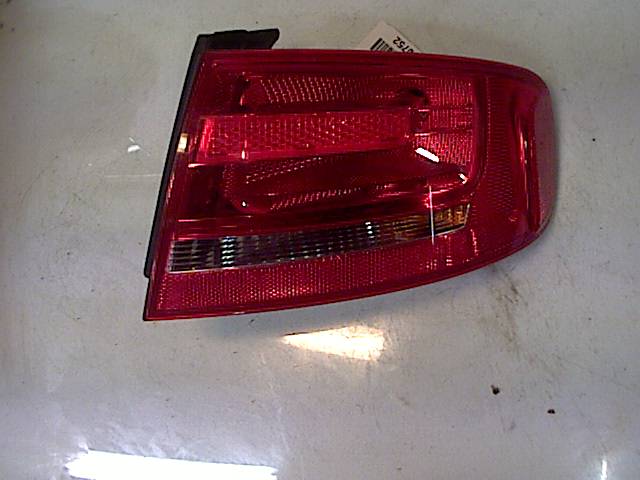 Baklykt høyre til Audi A4 2007-2014 (Type IV) (B8) (B8) (AUDI|8K5 945 096 D|)