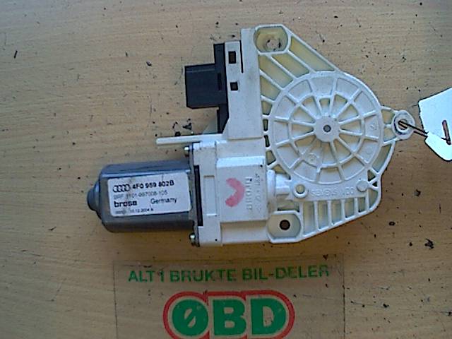 Ruteheis høyre foran til Audi A6 2005-2008 (Type III, Fase 1) (C6) (C6) (AUDI|4F0 959 802 B||4F0959802B)