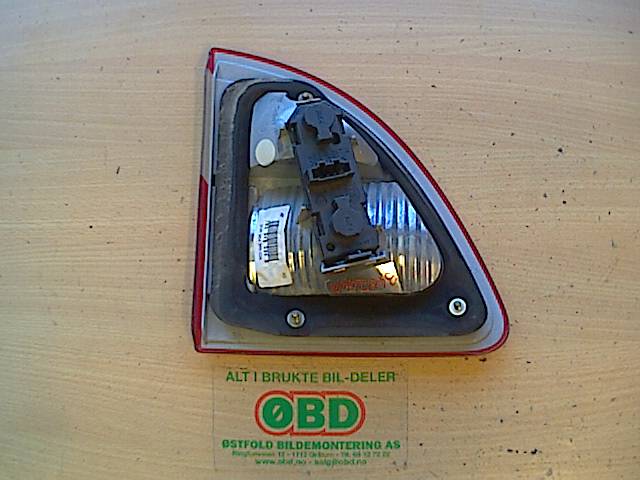 Baklykt høyre indre til Ford Galaxy 2001-2006 (Type II)  (FORD|1108923|)