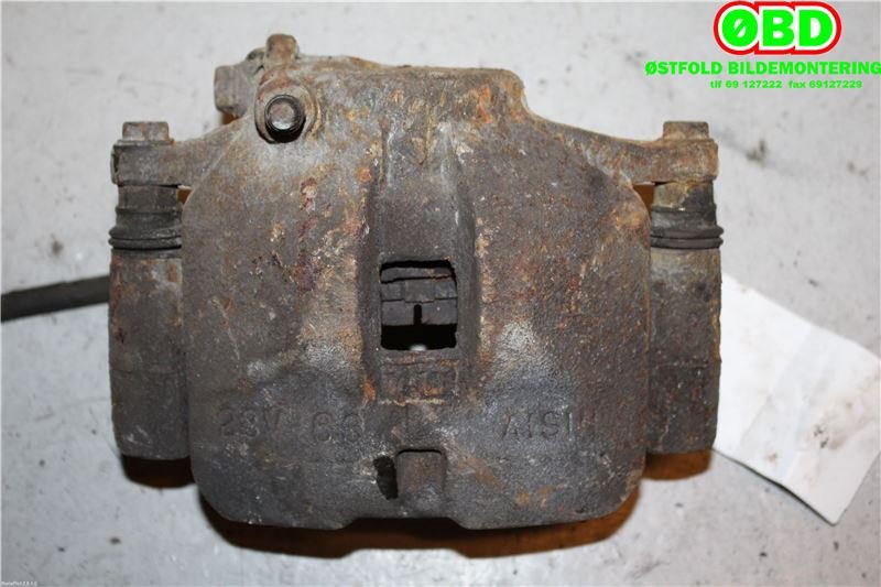 Bremsecaliper venstre foran til Toyota Hiace 2007-2012 (Fase 3)  (TOYOTA|4775026122|)