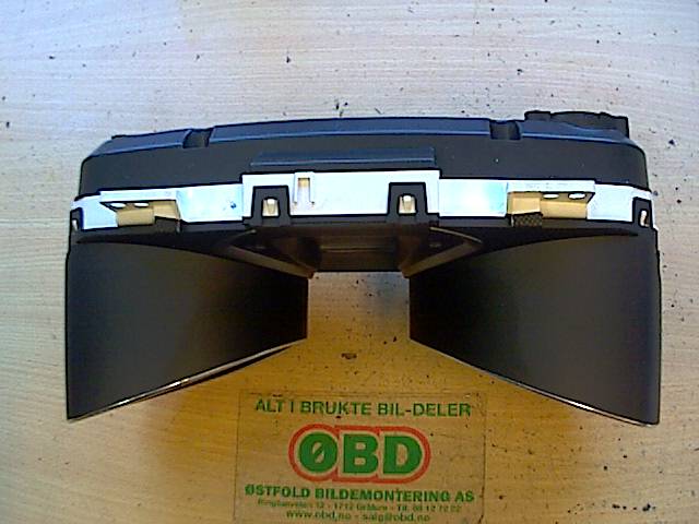 Instrumentpanel til Hyundai i30 2012-2017 (Type II)  (HYUNDAI|94023A6350|)