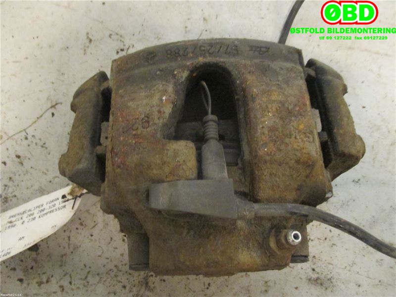 Bremsecaliper høyre foran til Mercedes CLK 1997-2002 (C208) (C208) (MERCEDES|A 001 420 30 83|)
