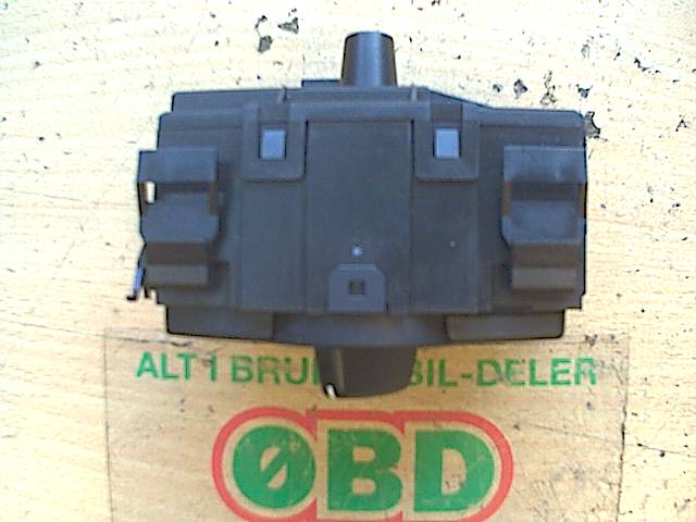 Bryter lys til BMW 3-Serie 2005-2011 (E90/E91/E92/E93) (E90/E91/E92/E93) (BMW|61 31 6 932 796|)