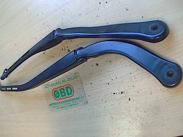 Viskerarmer frontrute til BMW 3-Serie 2005-2011 (E90/E91/E92/E93) (E90/E91/E92/E93) (BMW|61 61 7 171 639|61 61 7 171 641|)