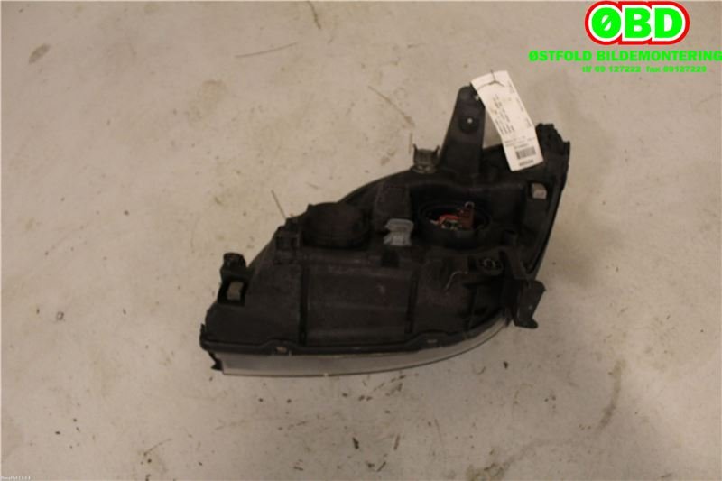 Frontlykt høyre halogen til Renault Scenic 1999-2003 (Type I, Fase 2) (RENAULT|260600499R|)