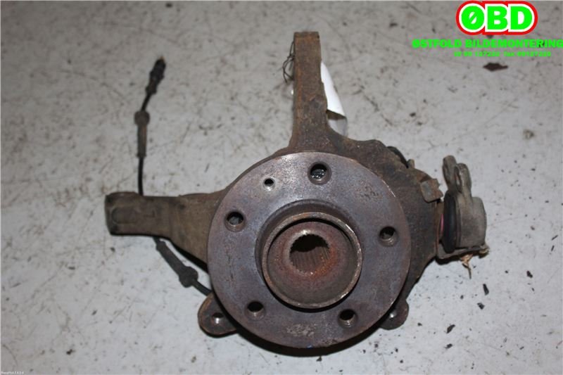 Hjulspindel venstre foran til Renault Trafic 2006-2014  (RENAULT|8200224358|8200630474|)