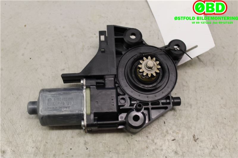Ruteheis venstre foran til Ford Focus 2008-2010 (Type II, Fase 2)  (FORD|1347885|0130822217|)