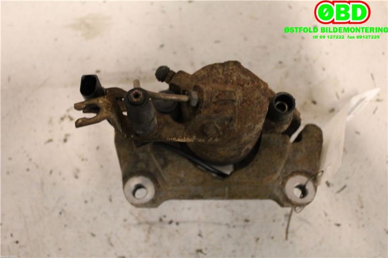 Bremsecaliper høyre foran til Audi A4 2004-2008 (Type III) (B7) (B7) (AUDI|8E0615124A|)