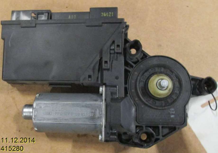 Ruteheis venstre bak til Audi A4 2004-2008 (Type III) (B7) (B7) (AUDI|8E0 959 801 E||8E0959801E)