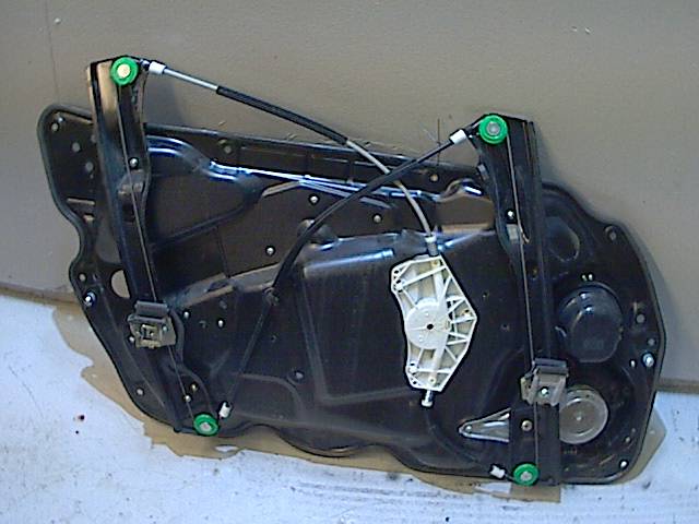 Ruteheis til VW Passat 2005-2010 (B6) (B6) (VOLKSWAGEN|3C1 837 462 L|)