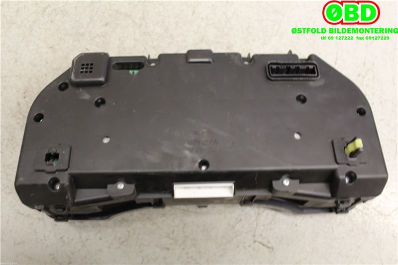 Instrumentpanel til Toyota Avensis 2009-2015 (Type III, Fase 1)  (TOYOTA|8380005K20|)