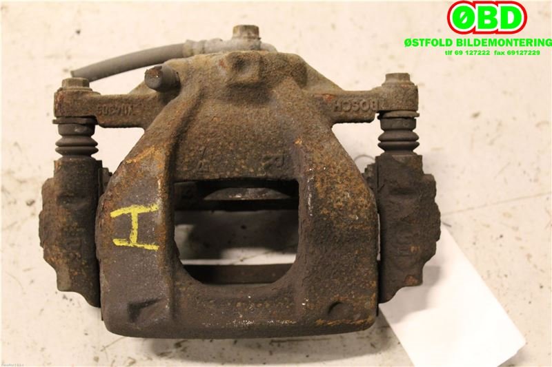 Bremsecaliper høyre foran til Toyota Avensis 2009-2015 (Type III, Fase 1)  (TOYOTA|4773002361|)
