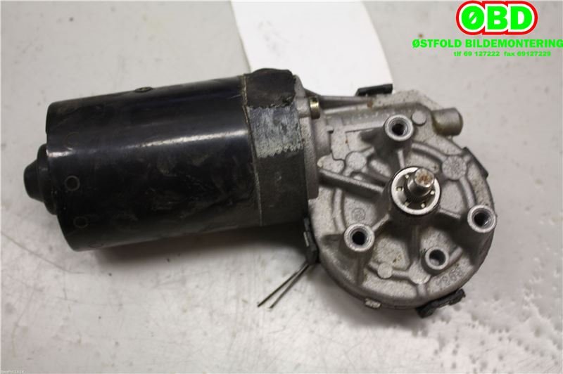 Viskermotor frontrute til Porsche 911 1998-2005 (996) (996) (PORSCHE 911 996|997 624 105 01|0390241350|)
