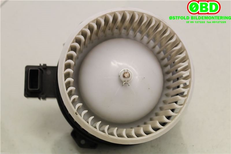 Varmeapparat motor til Suzuki Swift 2011-2017 (SUZUKI|74250-71LA0|)