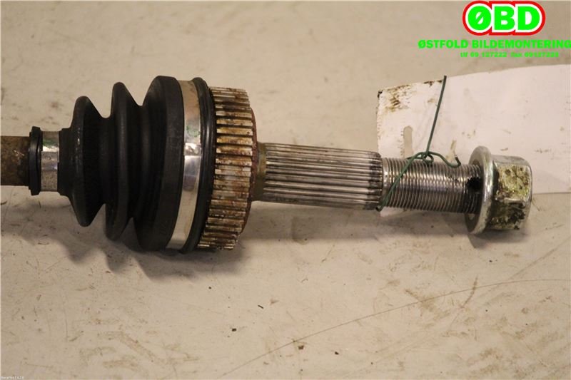 Drivaksel venstre bak til Nissan Qashqai 2007-2010 (Type I, Fase 1)  (NISSAN|39600JD60B|)