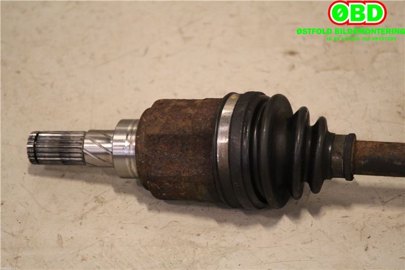Drivaksel høyre bak til Nissan Qashqai 2007-2010 (Type I, Fase 1)  (NISSAN|39600JD60B|)
