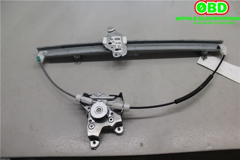 Ruteheis til Nissan NV200, 2010-2019  (NISSAN|80721JX00B)
