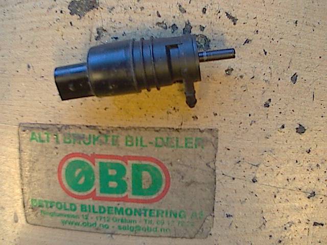 Spylerpumpe bak til BMW 5-Serie 2010-2017 (F10/F11) (F10/F11) (BMW|67 12 8 362 154|)