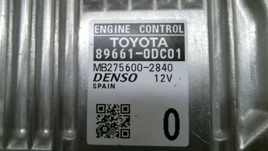 Styreenhet motor til Toyota Yaris 2012-2014 (Type III, Fase 1) (Toyota Yaris|896610DC01|MB276002840)
