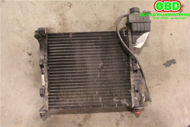 Radiator (manuell gir) til Mercedes A-Klasse 1998-2004 (W168) (W168) (MERCEDES|A 168 500 00 02|)