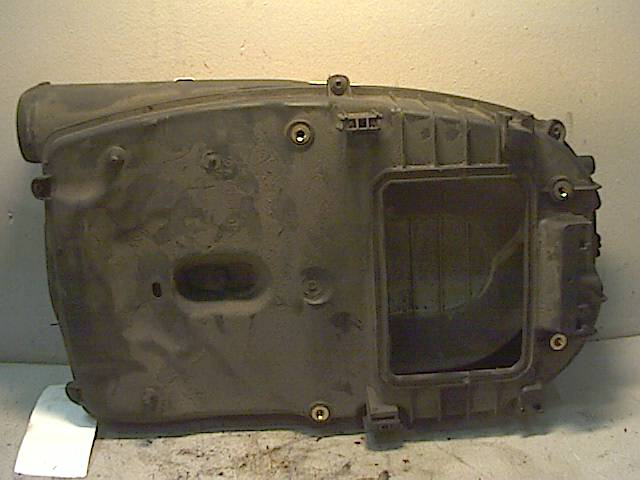 Luftfilterboks til Mercedes E-Klasse 2009-2013 (Fase 1) (W212) (W212) (MERCEDES|A 651 090 11 01|A 651 090 23 01|)